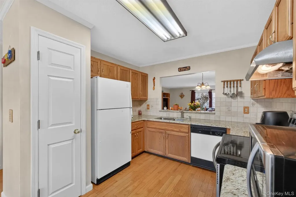 1504 Scarborough Drive Brewster NY 10509