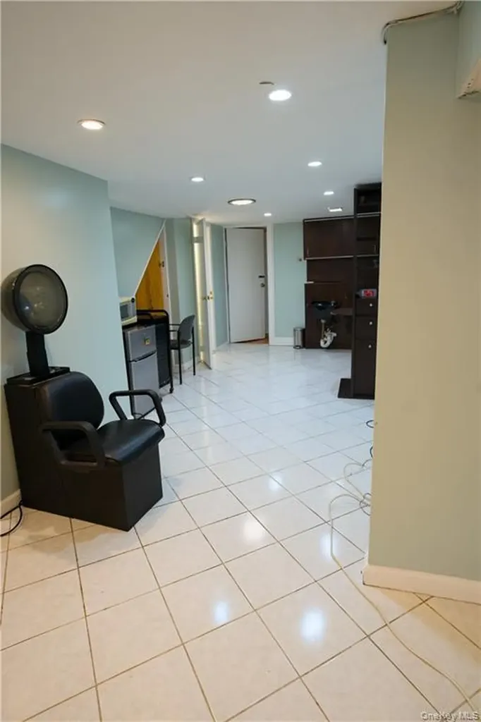 9728 Flatlands Avenue Brooklyn NY 11236