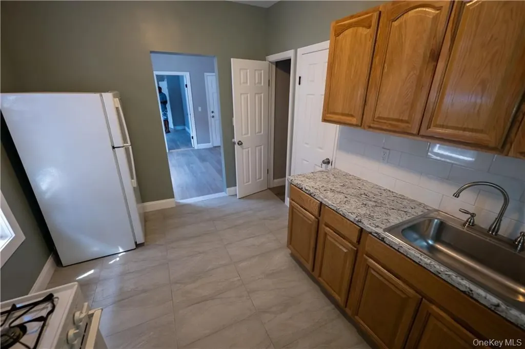 9728 Flatlands Avenue Brooklyn NY 11236