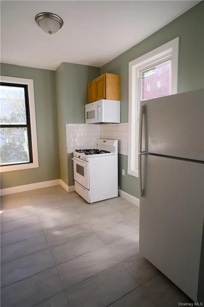 9728 Flatlands Avenue Brooklyn NY 11236