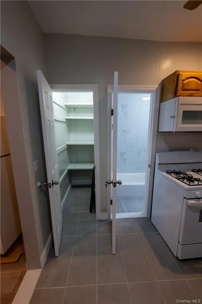 9728 Flatlands Avenue Brooklyn NY 11236
