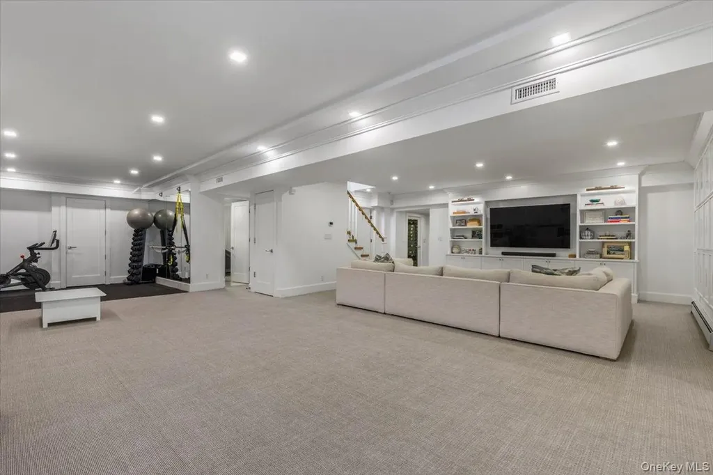 100 Dearborn Avenue Rye NY 10580