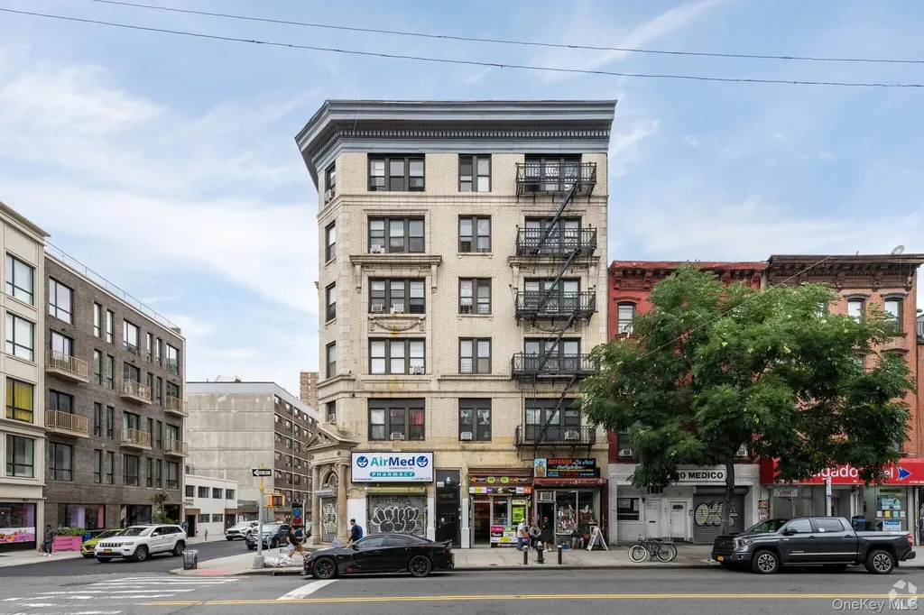 87 Graham Avenue Brooklyn NY 11206