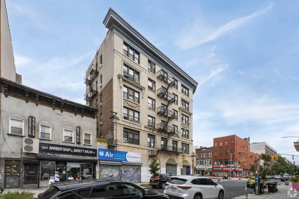 87 Graham Avenue Brooklyn NY 11206