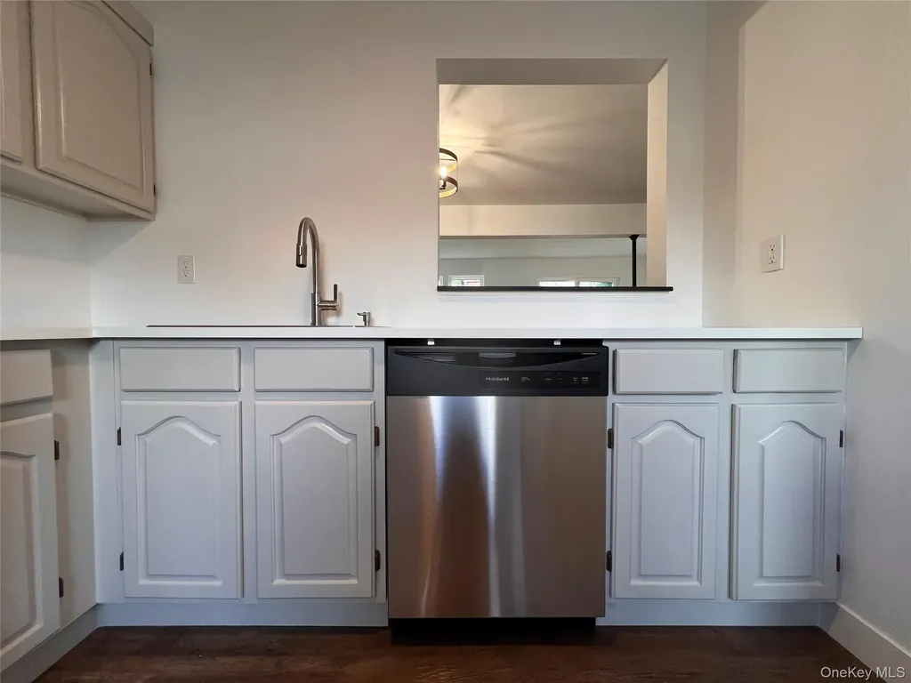 524 Saracino Drive Maybrook NY 12543