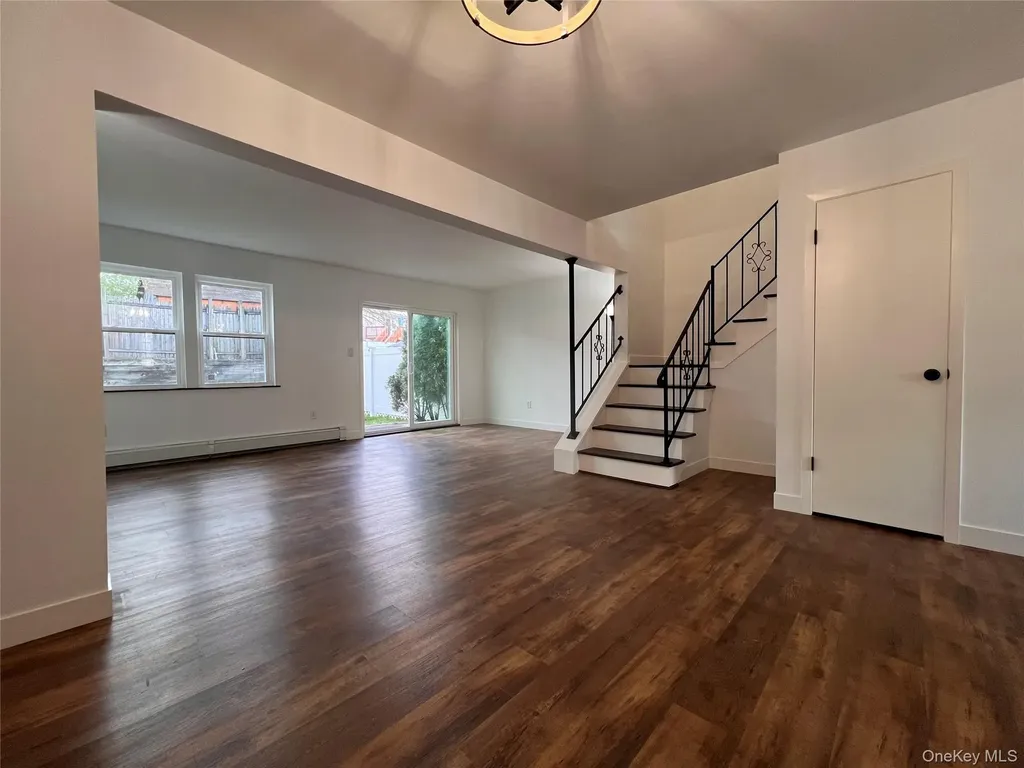 524 Saracino Drive Maybrook NY 12543
