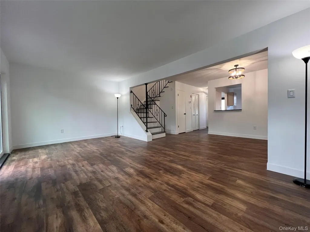 524 Saracino Drive Maybrook NY 12543
