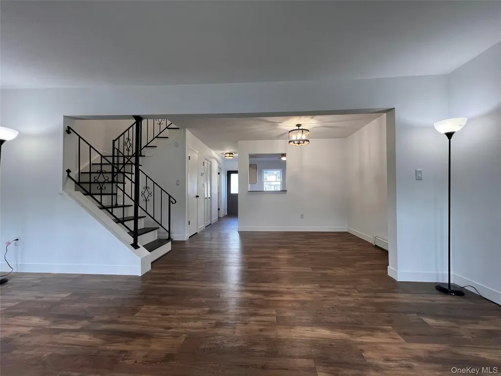 524 Saracino Drive Maybrook NY 12543