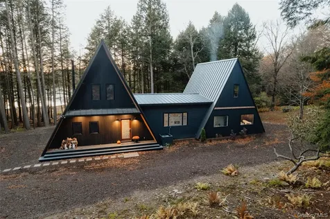 521 Perry Road Swan Lake NY 12783