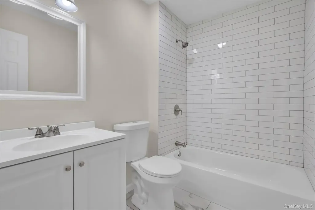 85 Patchogue Avenue Mastic NY 11950