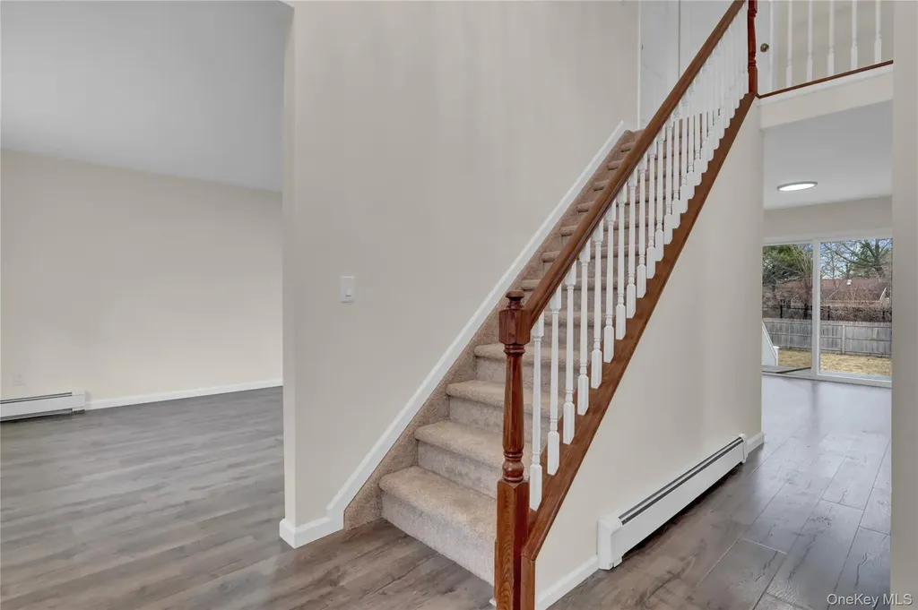 85 Patchogue Avenue Mastic NY 11950
