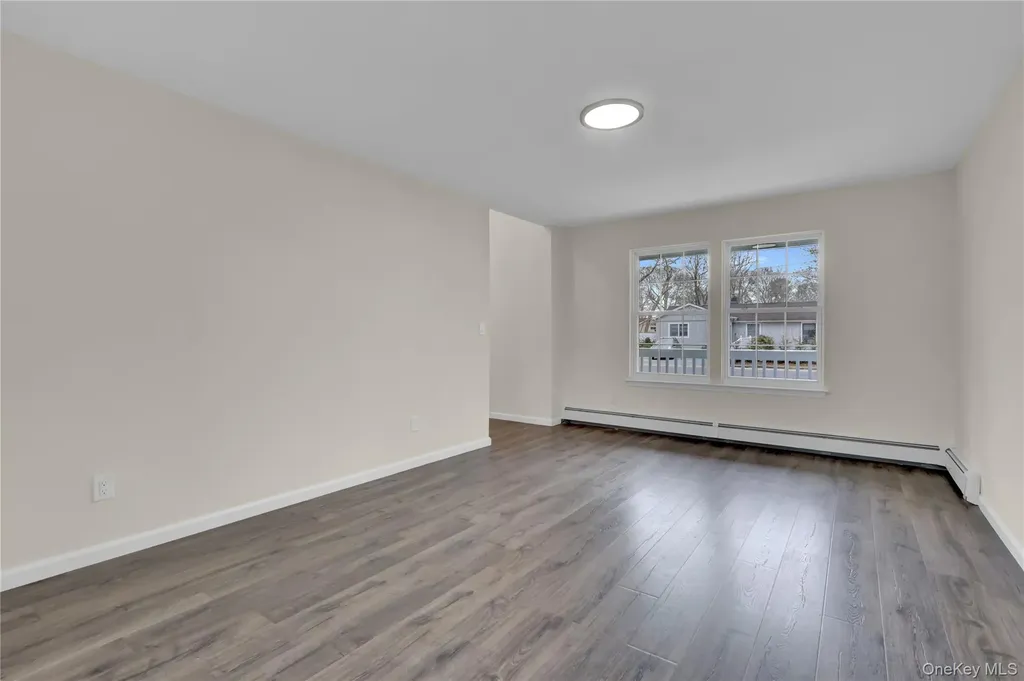 85 Patchogue Avenue Mastic NY 11950