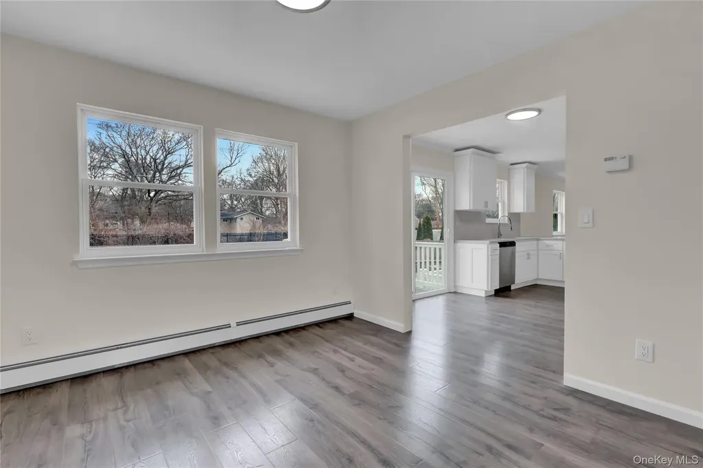 85 Patchogue Avenue Mastic NY 11950