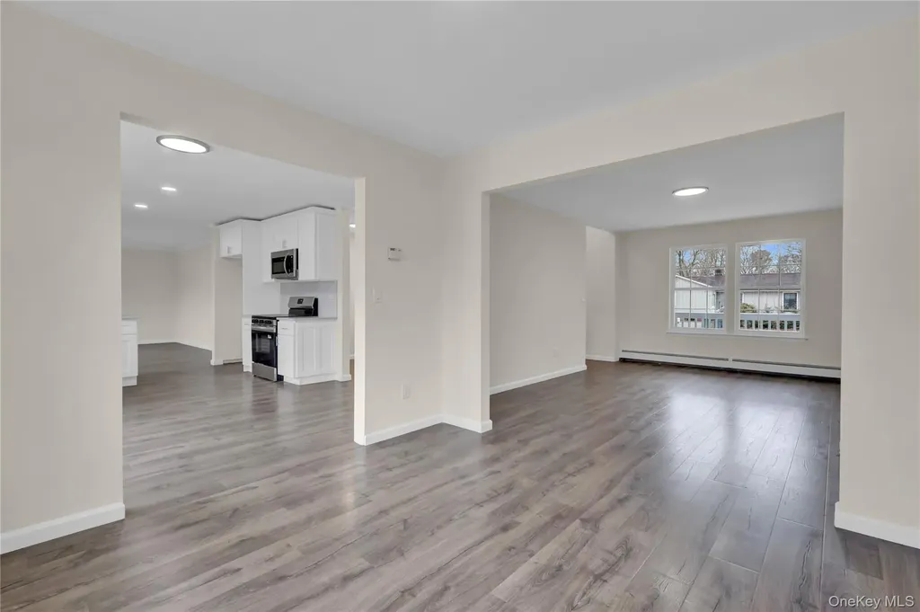 85 Patchogue Avenue Mastic NY 11950
