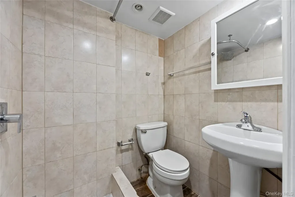 3121 Mickle Avenue Bronx NY 10469