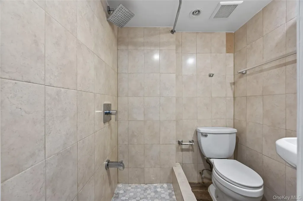 3121 Mickle Avenue Bronx NY 10469