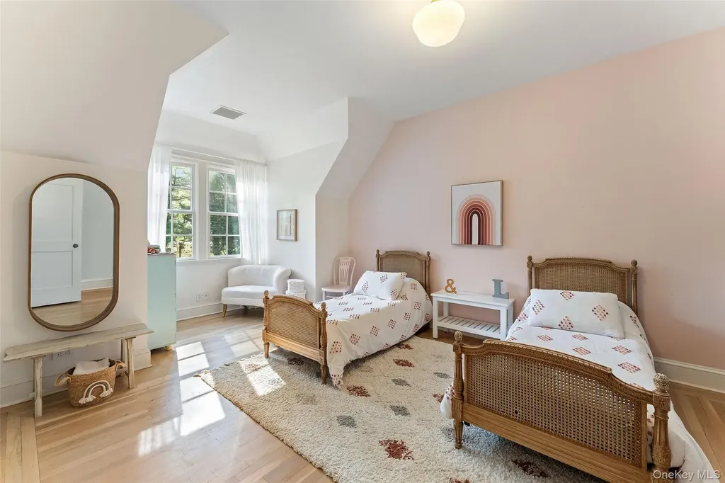 50 Greendale Road Scarsdale NY 10583