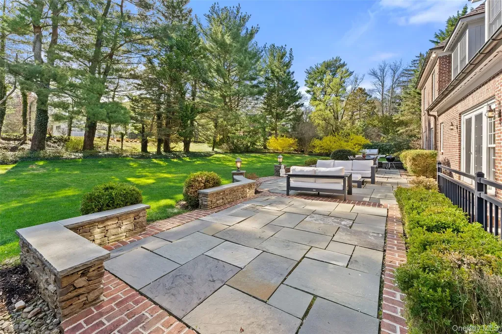 50 Greendale Road Scarsdale NY 10583