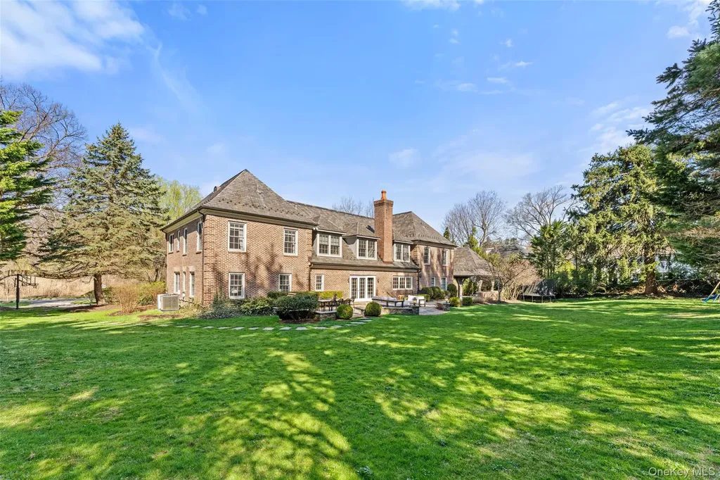 50 Greendale Road Scarsdale NY 10583