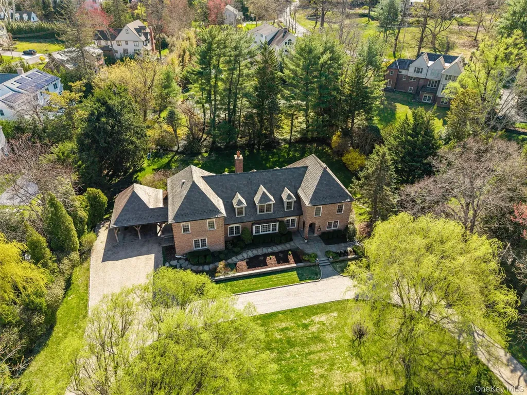 50 Greendale Road Scarsdale NY 10583