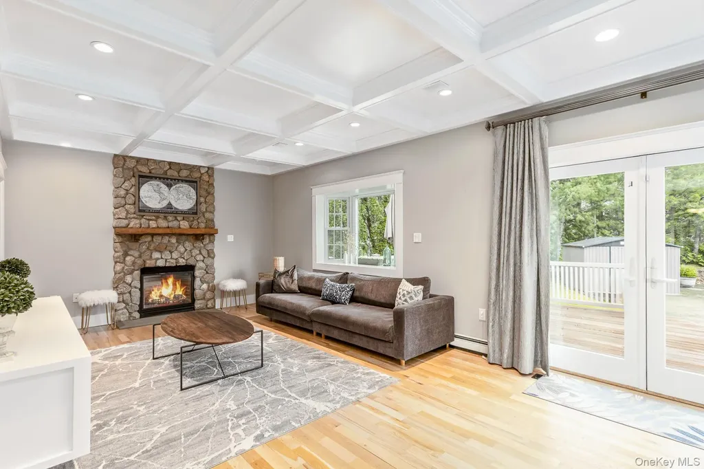 26 Box Tree Road East Quogue NY 11942