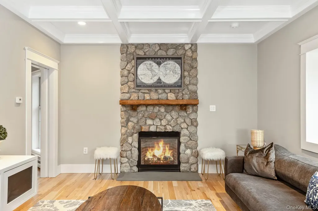 26 Box Tree Road East Quogue NY 11942