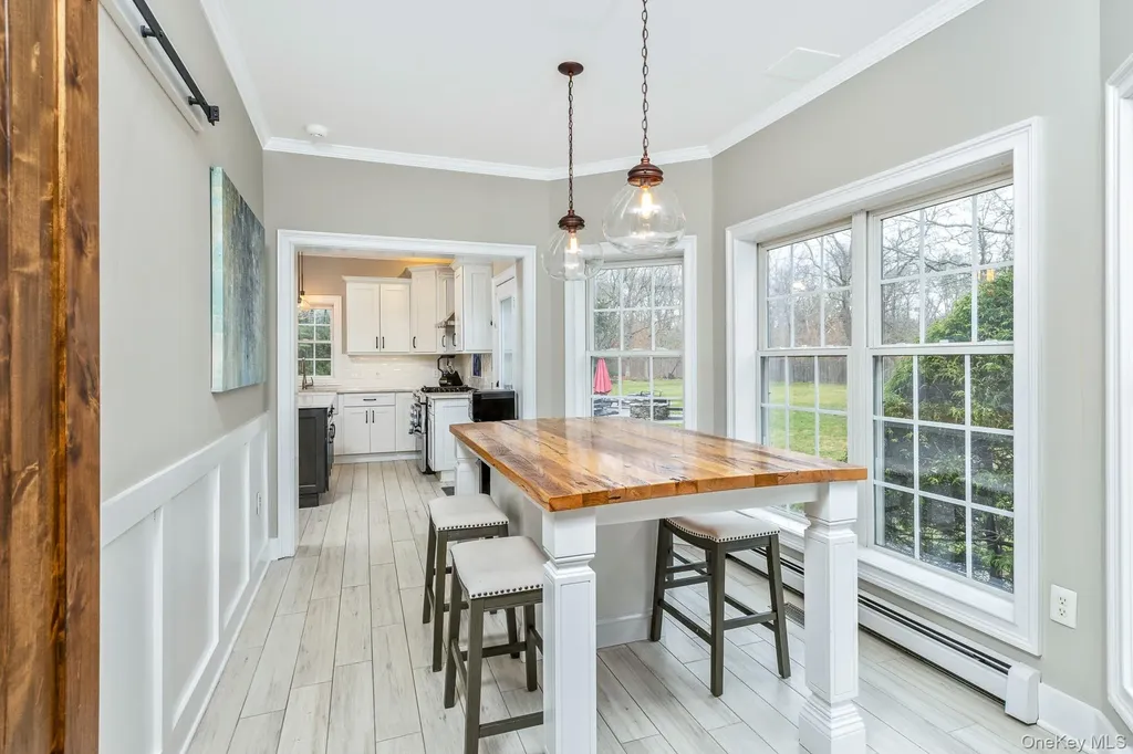 26 Box Tree Road East Quogue NY 11942