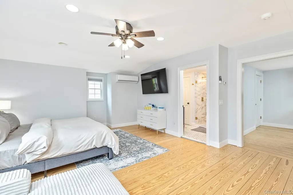 26 Box Tree Road East Quogue NY 11942