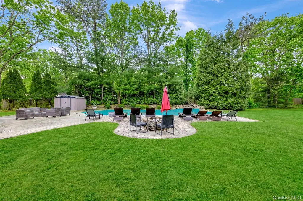26 Box Tree Road East Quogue NY 11942