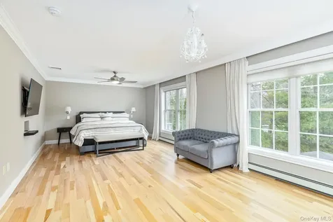 26 Box Tree Road East Quogue NY 11942
