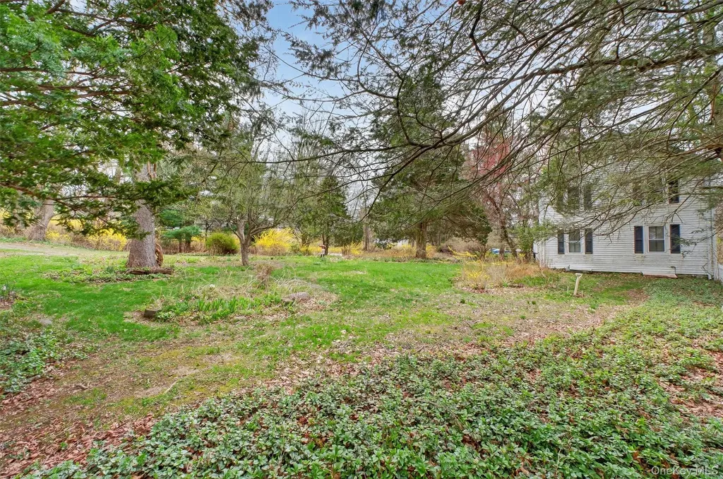 16 Hamilton Road Wappingers Falls NY 12590