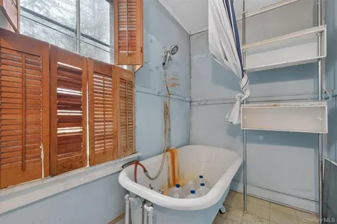 16 Hamilton Road Wappingers Falls NY 12590