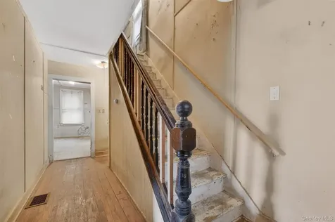 16 Hamilton Road Wappingers Falls NY 12590