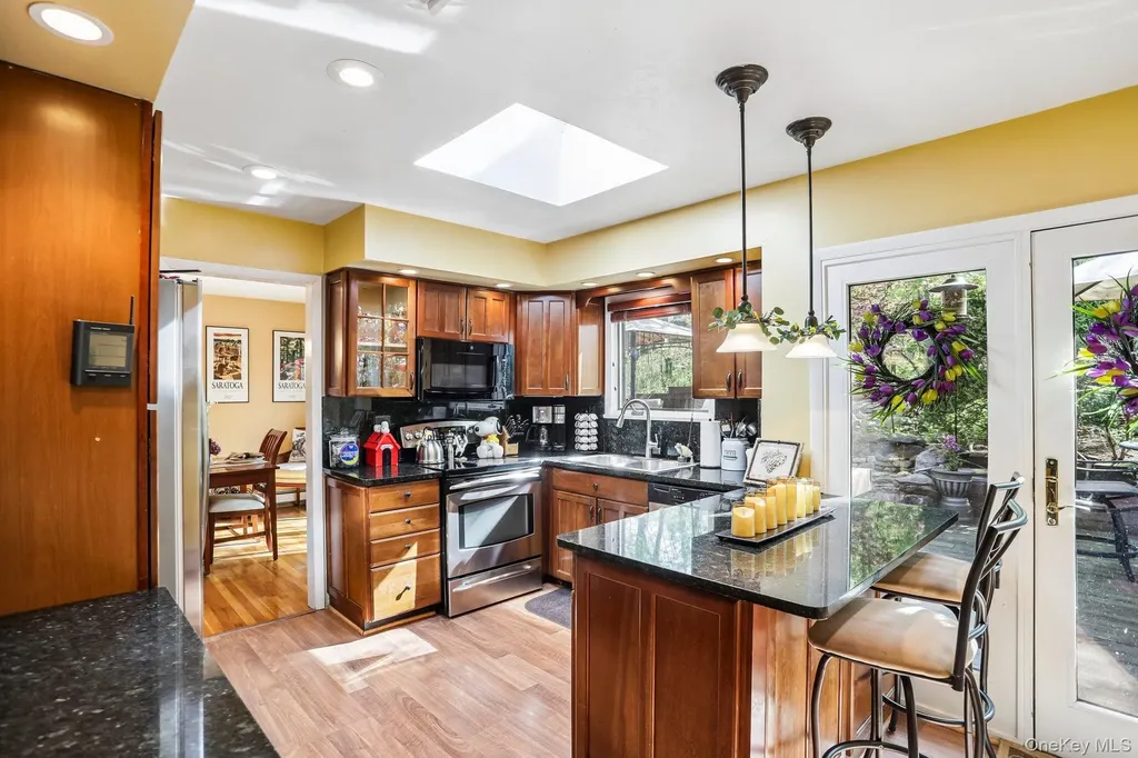21 Stonehouse Road Somers NY 10589