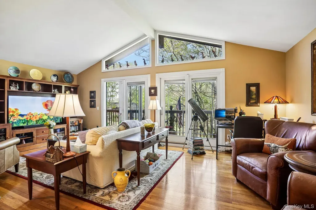 21 Stonehouse Road Somers NY 10589