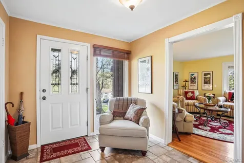21 Stonehouse Road Somers NY 10589