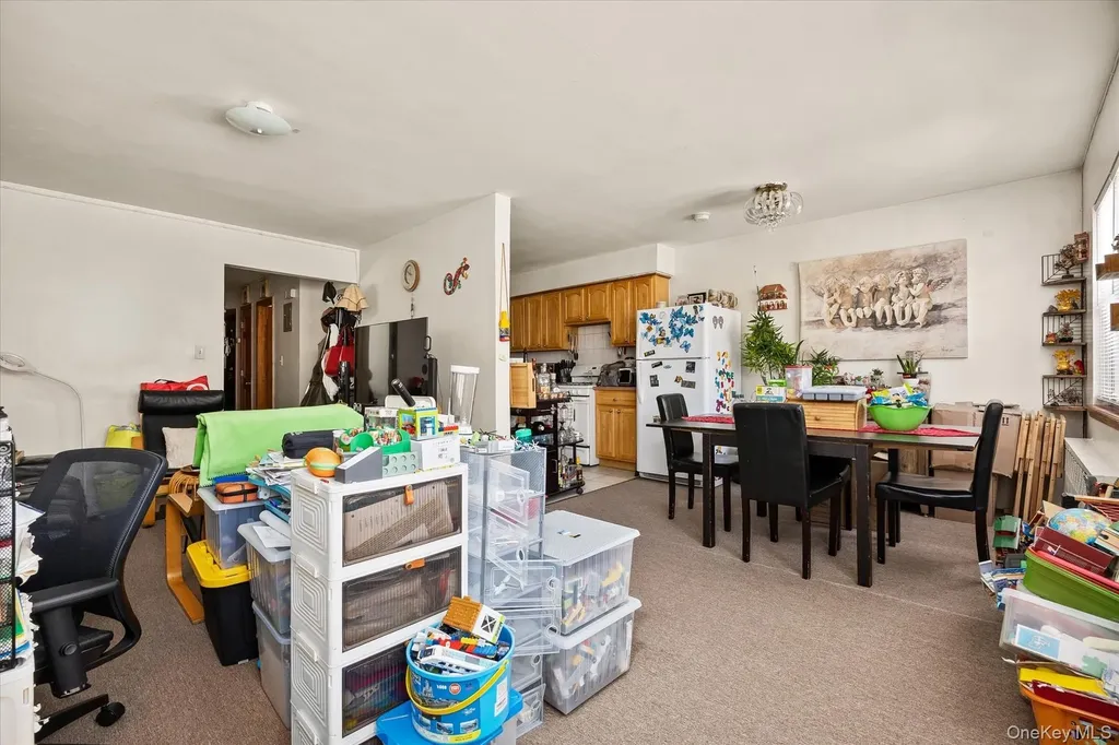 5263 65th Place Maspeth NY 11378