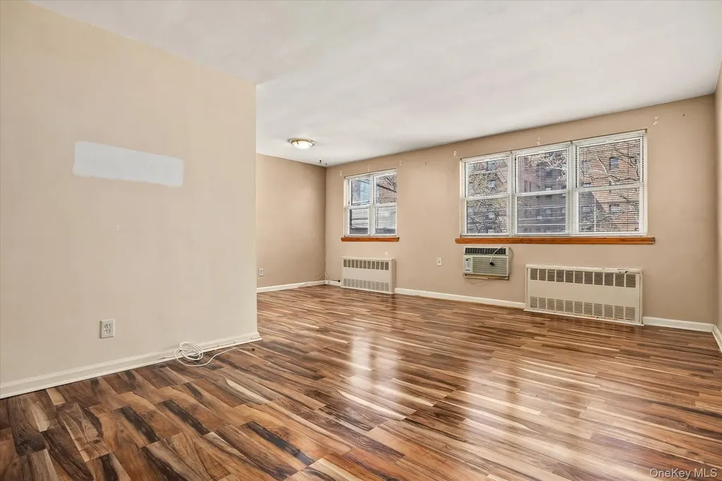 5263 65th Place Maspeth NY 11378