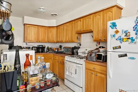 5263 65th Place Maspeth NY 11378
