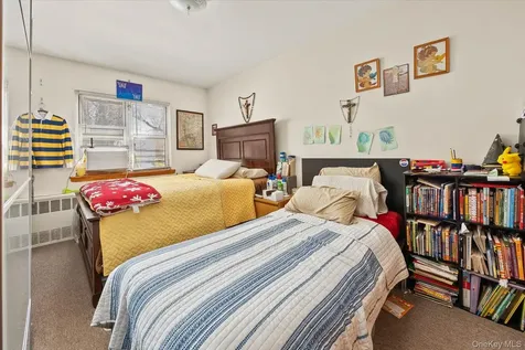 5263 65th Place Maspeth NY 11378