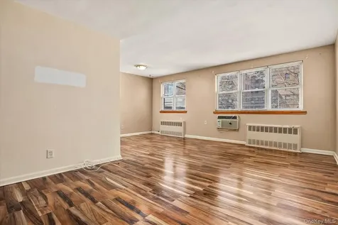 5263 65th Place Maspeth NY 11378