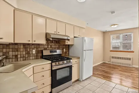 5263 65th Place Maspeth NY 11378