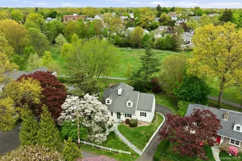 325 Frank Avenue Mamaroneck NY 10543