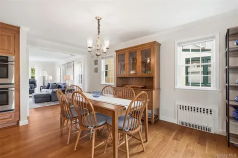 325 Frank Avenue Mamaroneck NY 10543