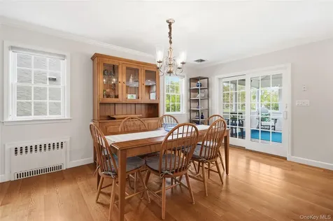 325 Frank Avenue Mamaroneck NY 10543