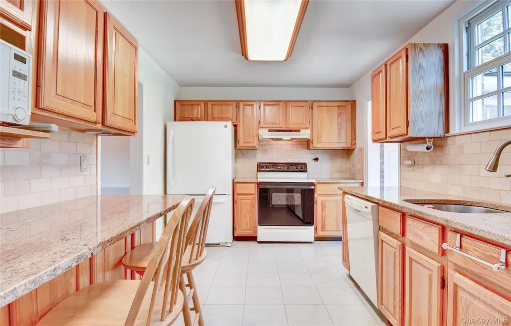 61 Kathwood Road White Plains NY 10607
