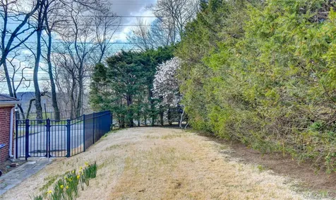 61 Kathwood Road White Plains NY 10607