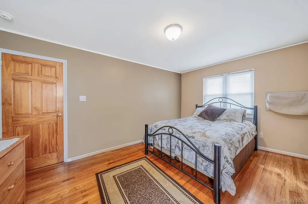 8605 77th Avenue Glendale NY 11385