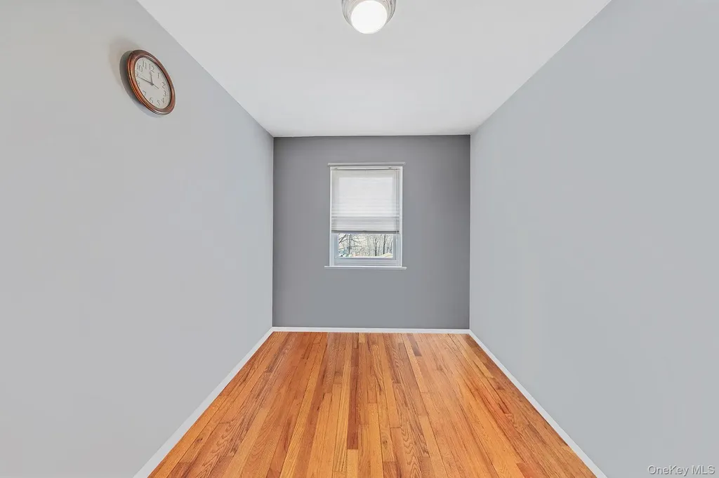 8605 77th Avenue Glendale NY 11385