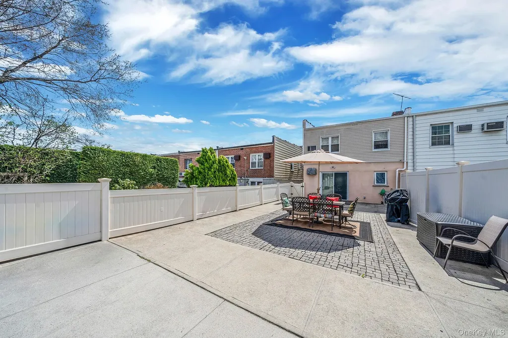 8605 77th Avenue Glendale NY 11385